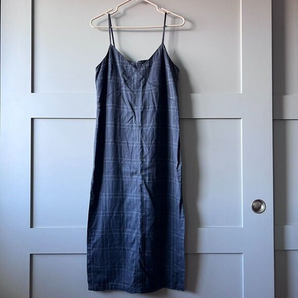 Top Shop Women’s Plaid Dress Size 8 Midi Gray Black Sleeveless V Neck Zip Slits - Picture 1 of 16